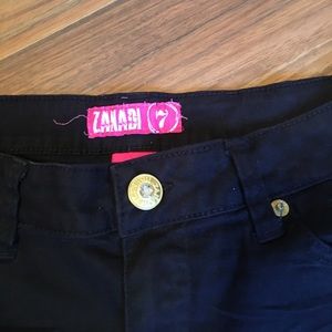 Zana Di Black Shorts, Size 7